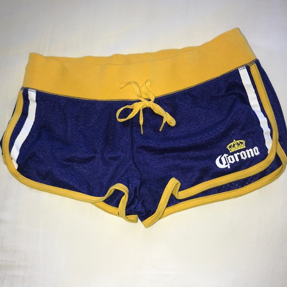 NWOT Corona outfit - Picture 2 of 4